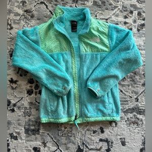 The North Face Sky Blue Green Zig Zag Chevron Denali Jacket Girls Size M 10/12